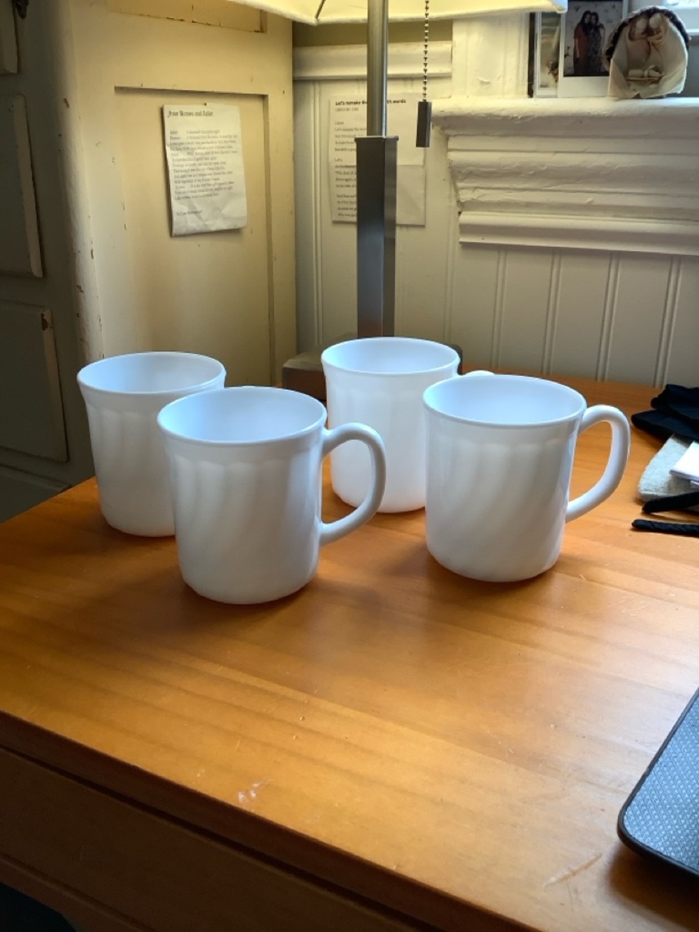 Arcopal France | Set of 4 White Glass Swirl Mug - Picture 2 of 6